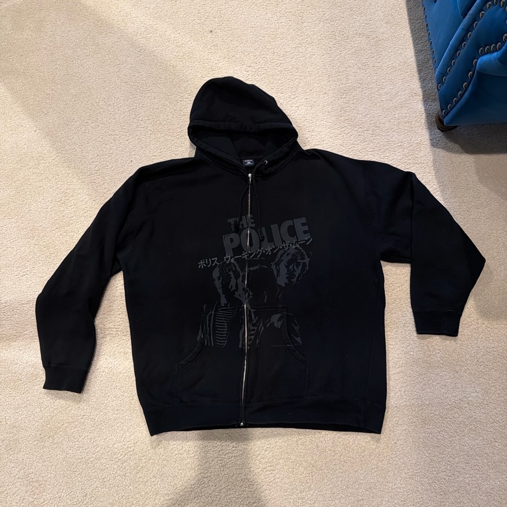 The Police 2007 Reunion Tour Zip Hoodie – XXL – Walking on the Moon